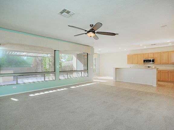 4th image of 3417 W King Dr