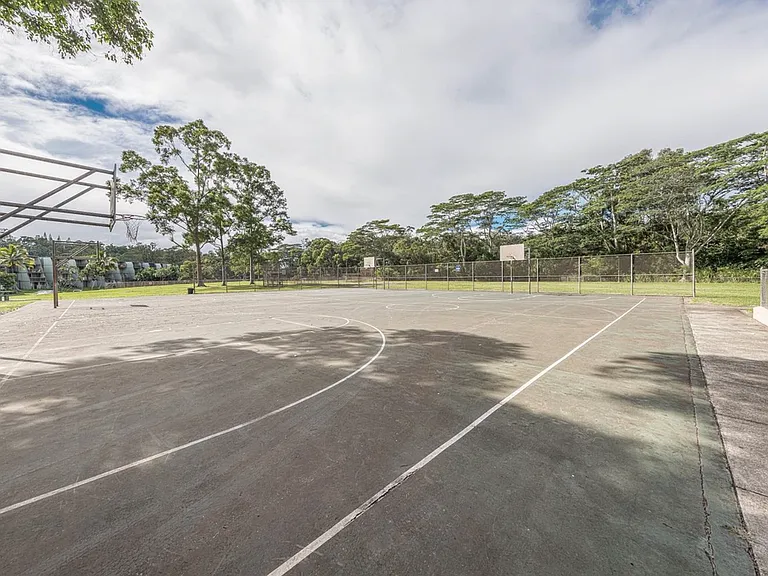 Waikalani Pl — Photo 13