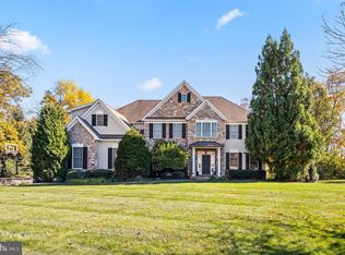 16 Weightman Dr, Malvern, PA 19355