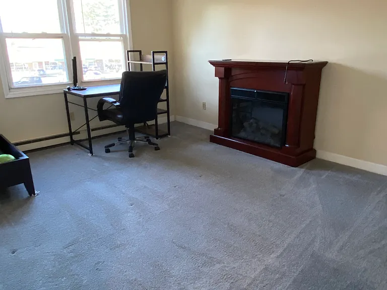 5 Apple Valley Pkwy #5 — Photo 5