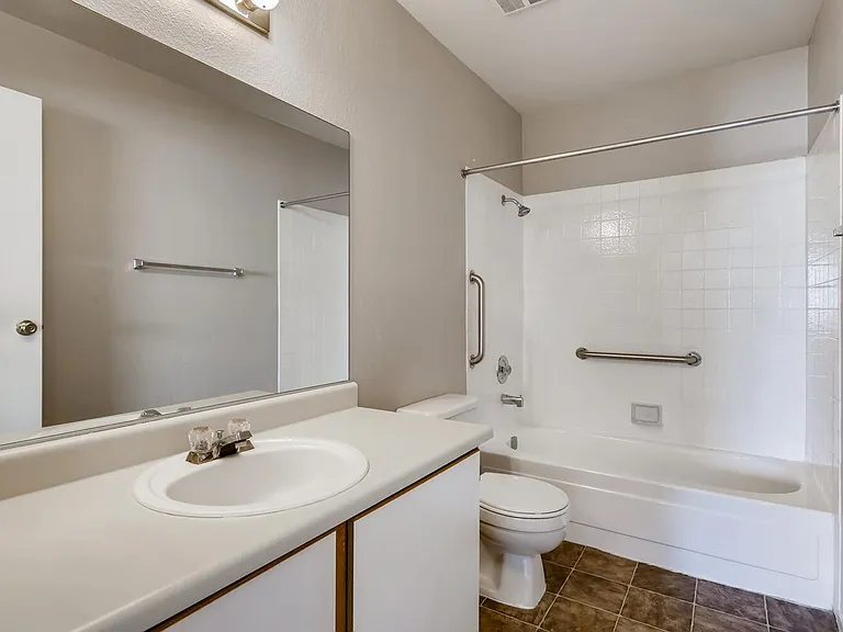 5171 Pioneer Ave #202 — Photo 22
