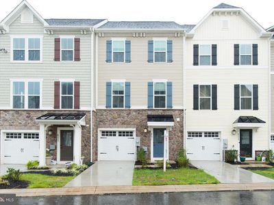 8231 Secluded Cove Ln, Baltimore, MD, 21222
