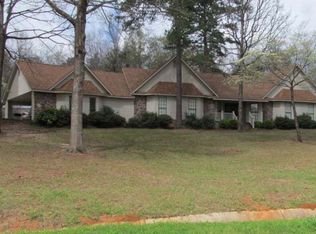 25245 Hidden Forest Ln, Andalusia, AL 36421