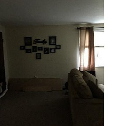 3rd image of 49 Strasbourg Dr