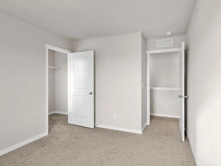 20573 Margo St — Photo 7