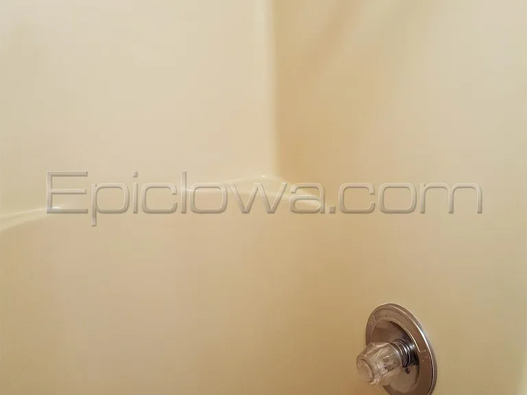 1504 Brookdale Ln NE — Photo 16