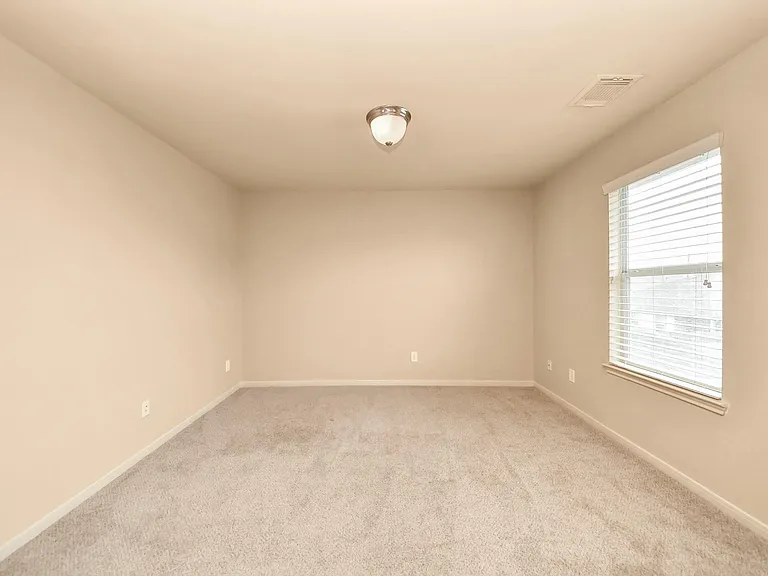 4 Palmdale Ln — Photo 48