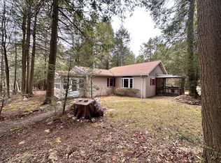 4270 Queens Run Rd, Lock Haven, PA 17745