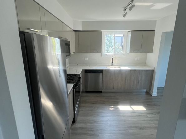 7622 N Sheridan Rd #2J