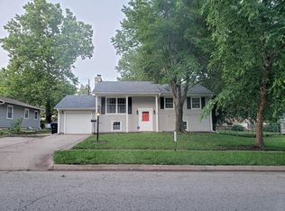 2560 SW Belle Ave, Topeka, KS 66614