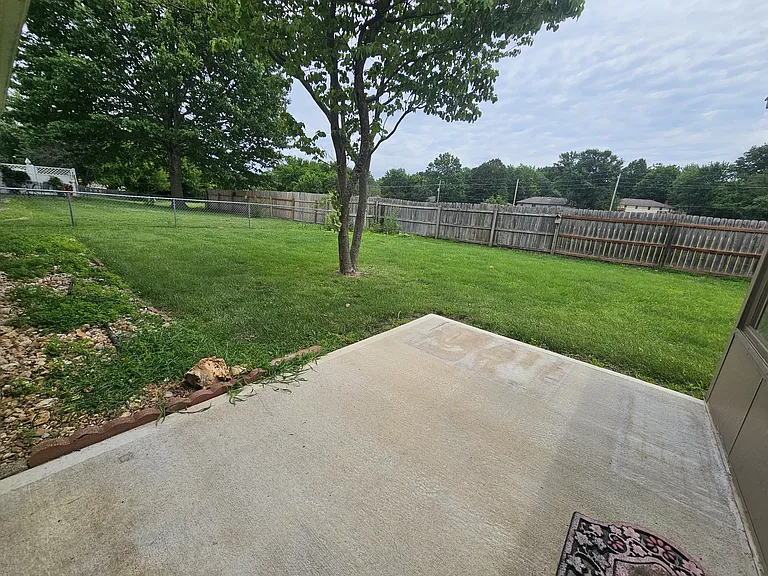 2412 NW 8th St — Photo 21