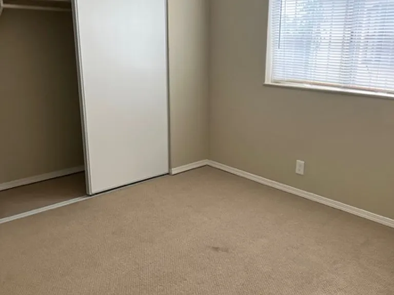 483 Quail Ct — Photo 16