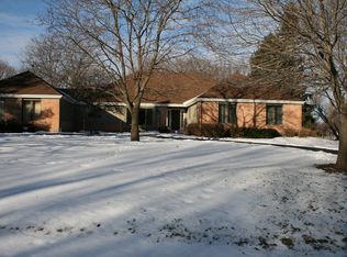 2545 Shenandoah Ln, Long Grove, IL