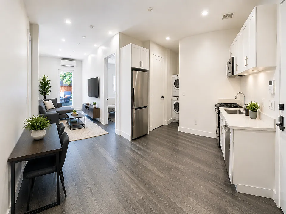 798 McDonald Ave #1R