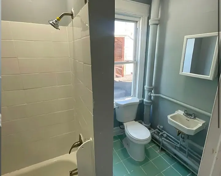 903 Hunterdon St #3L — Photo 4