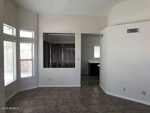 4th image of 1454 E Beacon Dr