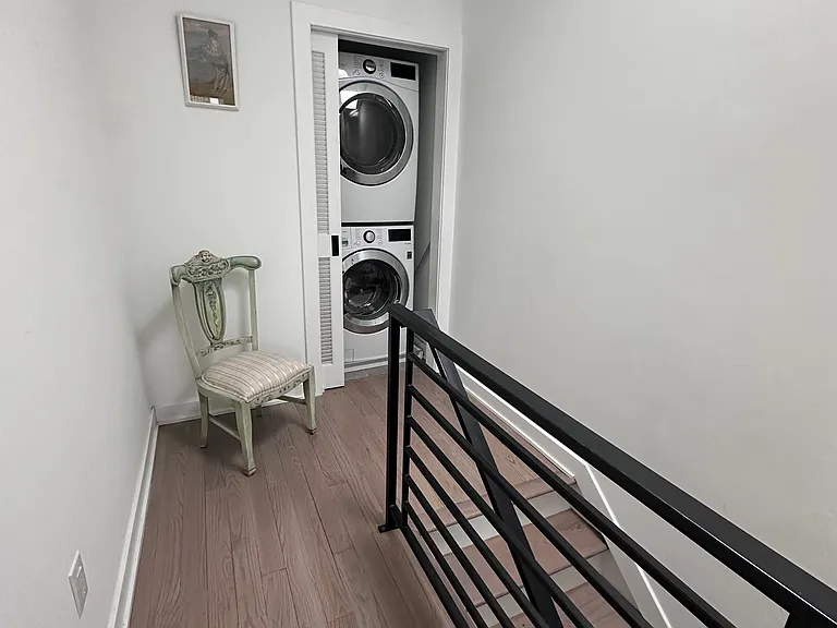 2034 E Hazzard St — Photo 17