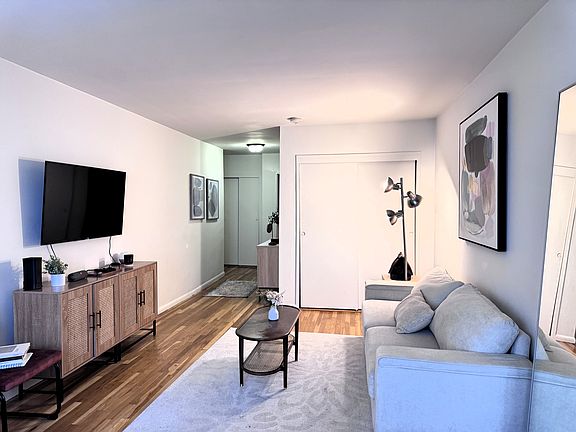 2nd image of 416 E 85th St APT 3B