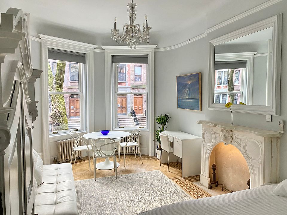 1st image of 31 W 94th St APT 2A