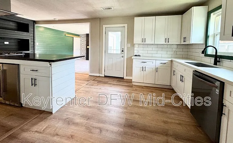 2703 Downing Ave — Photo 28