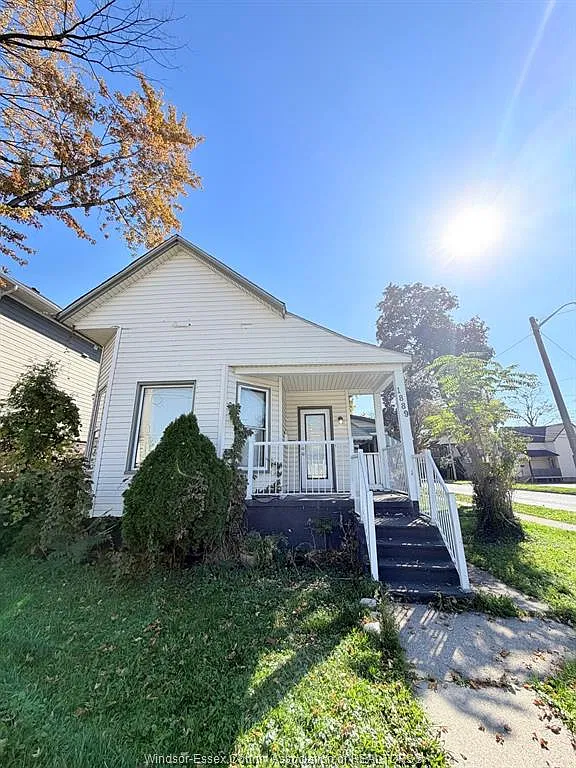 2 bed, $1,200 — Photo 1