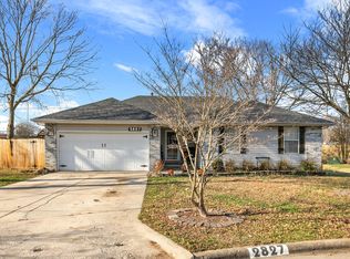 2827 S Quail Ave, Springfield, MO 65807