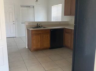 3841 Soda Springs Dr, Las Vegas, NV 89115