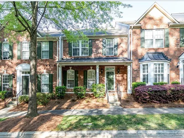 19212 Makayla Ln, Cornelius, NC 28031