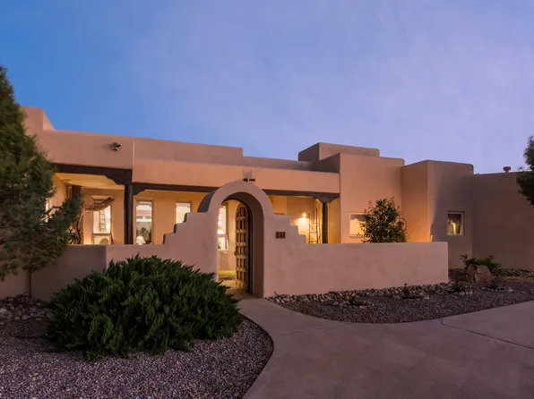 111 Camino Manzano, Placitas, NM 87043