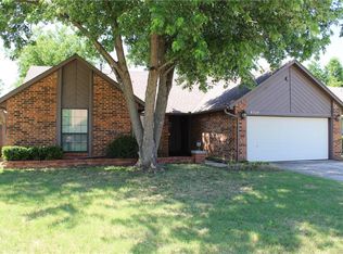 8324 NW 110th Ter, Oklahoma City, OK 73162