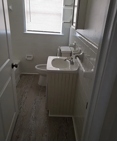 118 State St — Photo 3