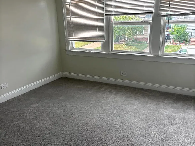 6515 Forest Ave — Photo 12