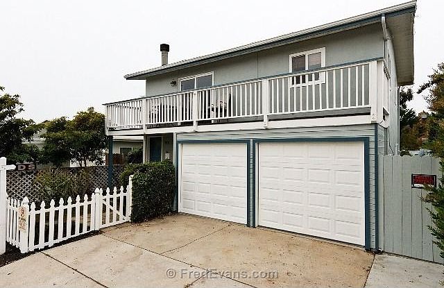 1st image of 1033 Bangor Ln