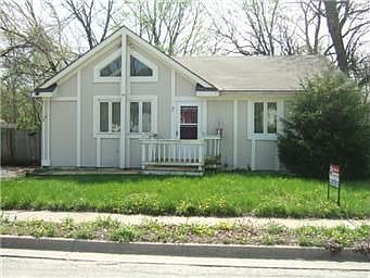1st image of 7 Brooks Ct