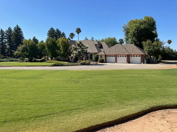 13925 E Shaw Ave, Sanger, CA 93657