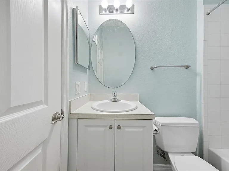 4620 1st Ave E #4620 — Photo 34