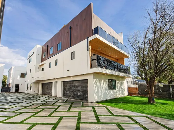 5648 Cartwright, North Hollywood, CA 91601