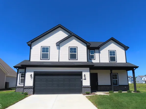 3976 Fenwick Ln, Columbus, IN 47201