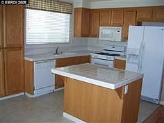 5th image of 4038 Moraine Ct
