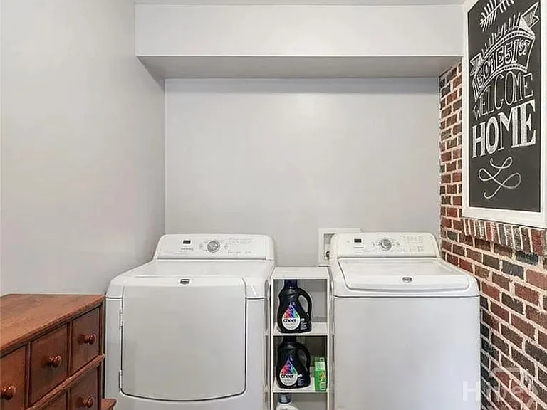 1507 E 51st St — Photo 23