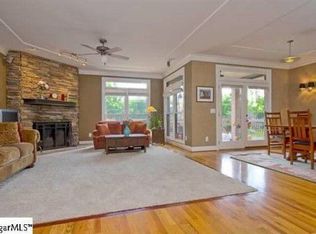 212 Green Arbor Ln, Greenville, SC 29615