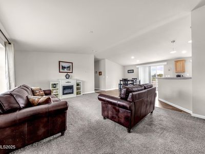 33 Cliff Banks Ct, Lovelock, NV, 89419