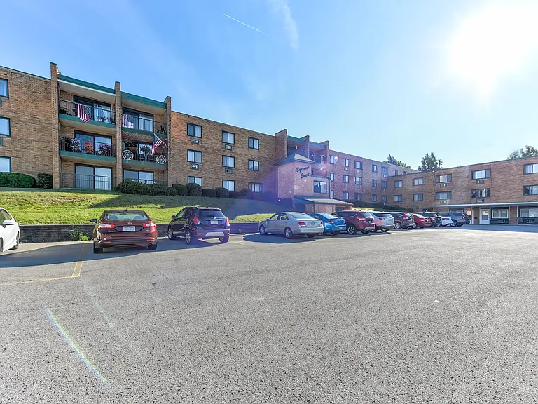 Byre Mor Court Apartments — Photo 12