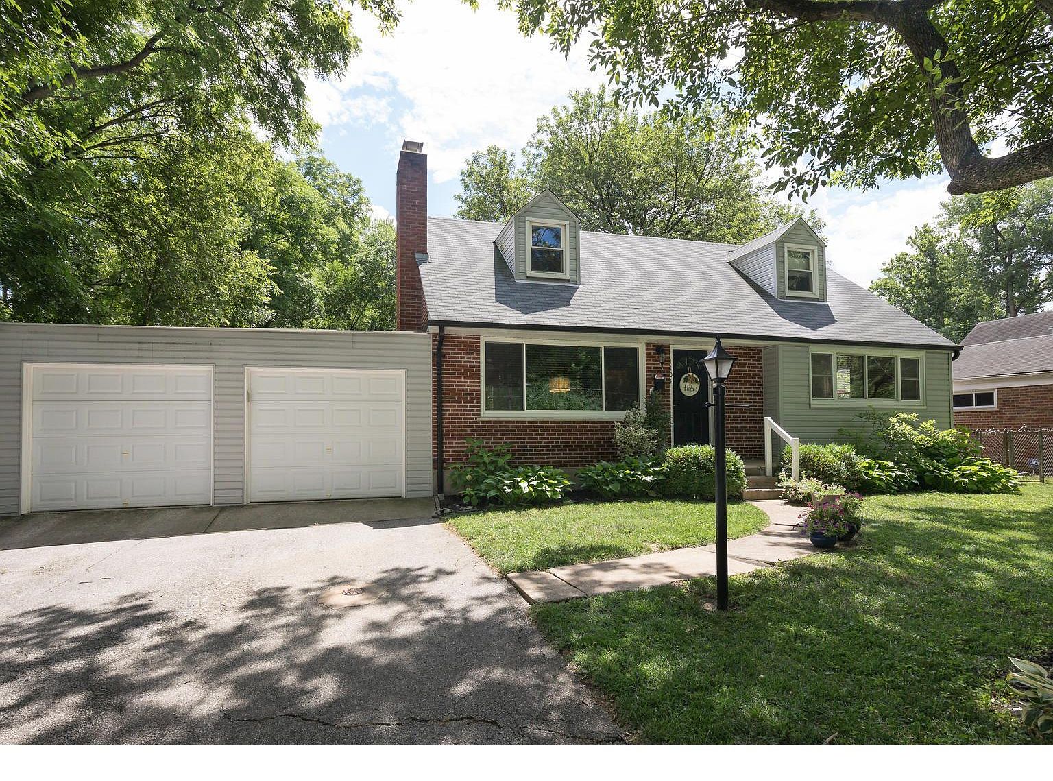 1104 Des Peres Ave, Saint Louis, MO 63119 Zillow