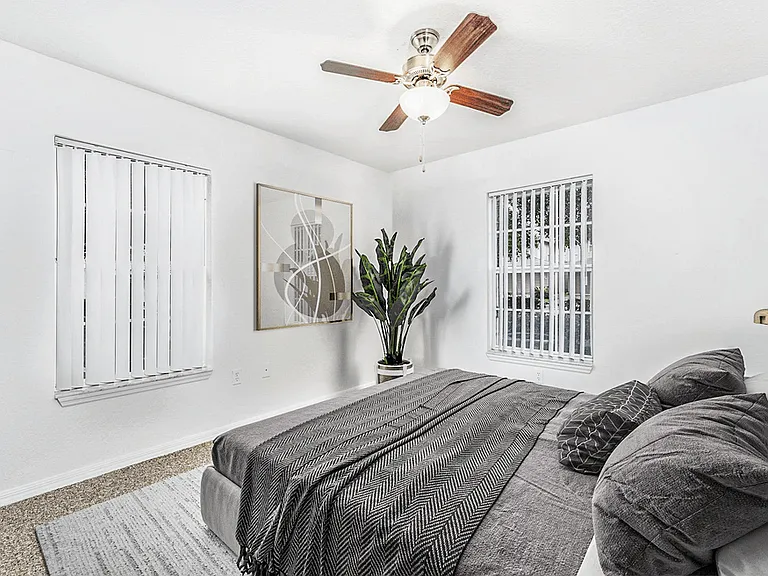 Brookwood Forest Apartments — Photo 43