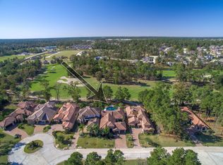 27 W Shadow Creek Villas Loop, Spring, TX 77389