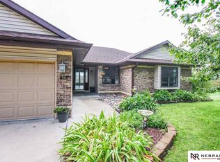 808 Sand Hill Rd, Louisville, NE 68037