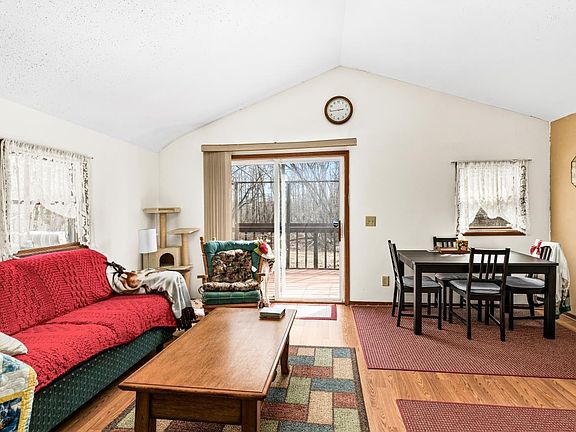 5th image of 5558 Halie Rd