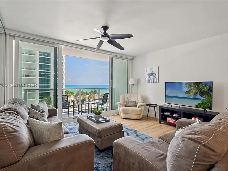 3505 S Ocean Dr #710 — Photo 5