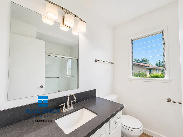 5315 Whitsett Ave #6 — Photo 8